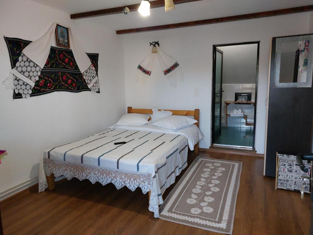 Pensiune Agroturistica "Casa Teodora" Budeşti المظهر الخارجي الصورة